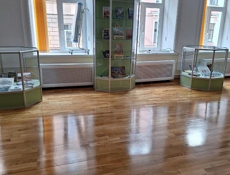 Полимеризация пола в библиотеке